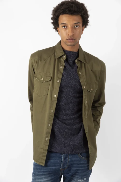 Camicia militare