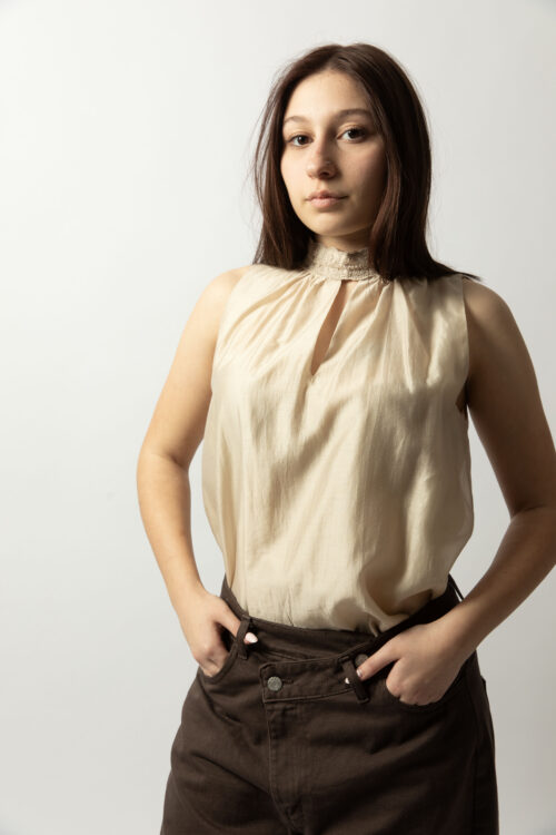 Blusa smanicata